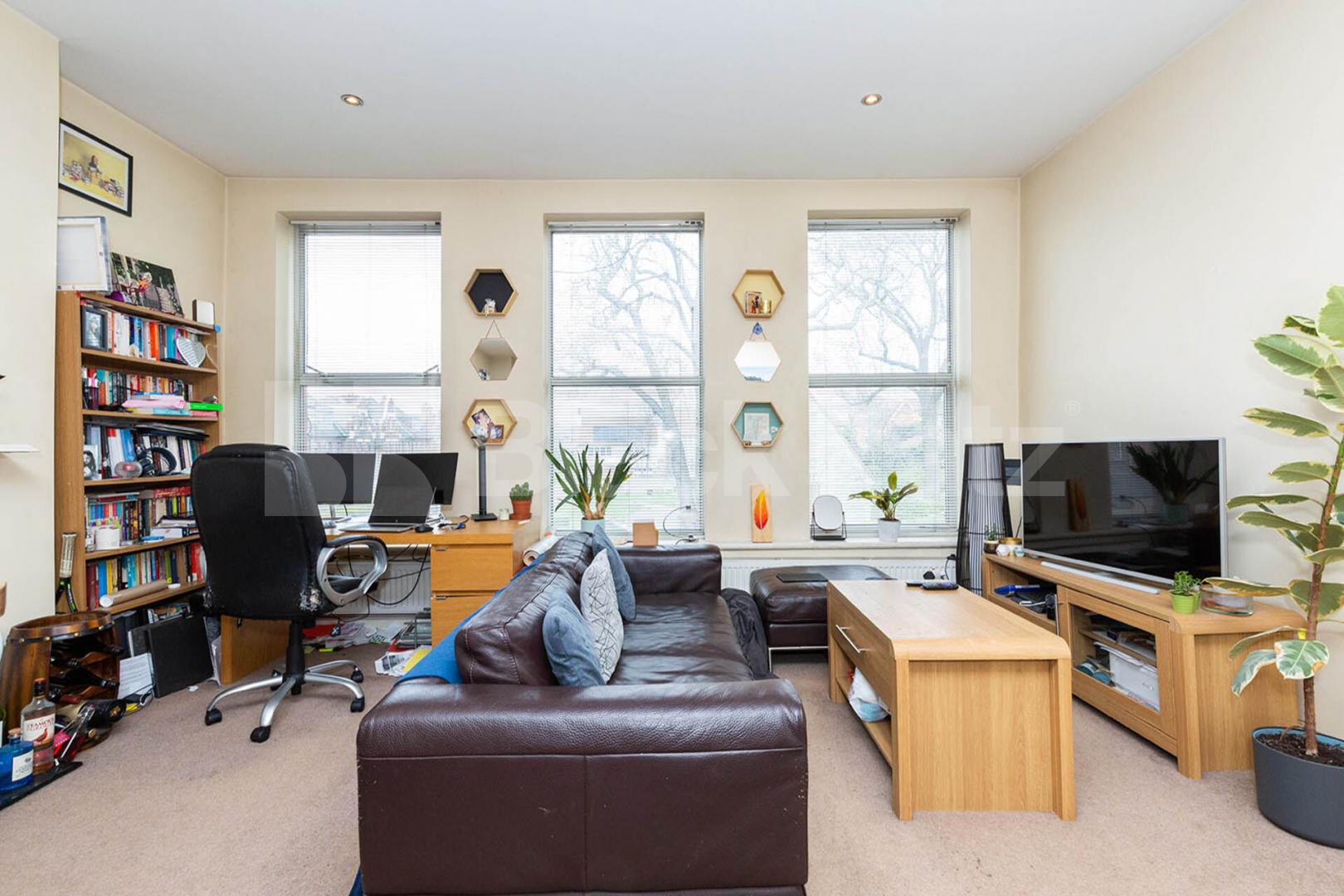 Large 1 bedroom property to rent minutes to Crouch End broadway. Tottenham lane, Crouch End